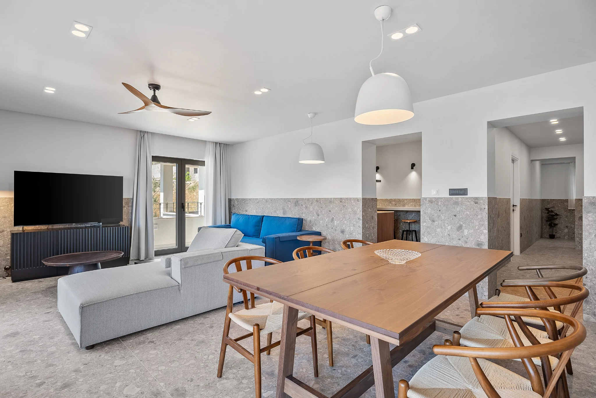Panorama Residence dining area